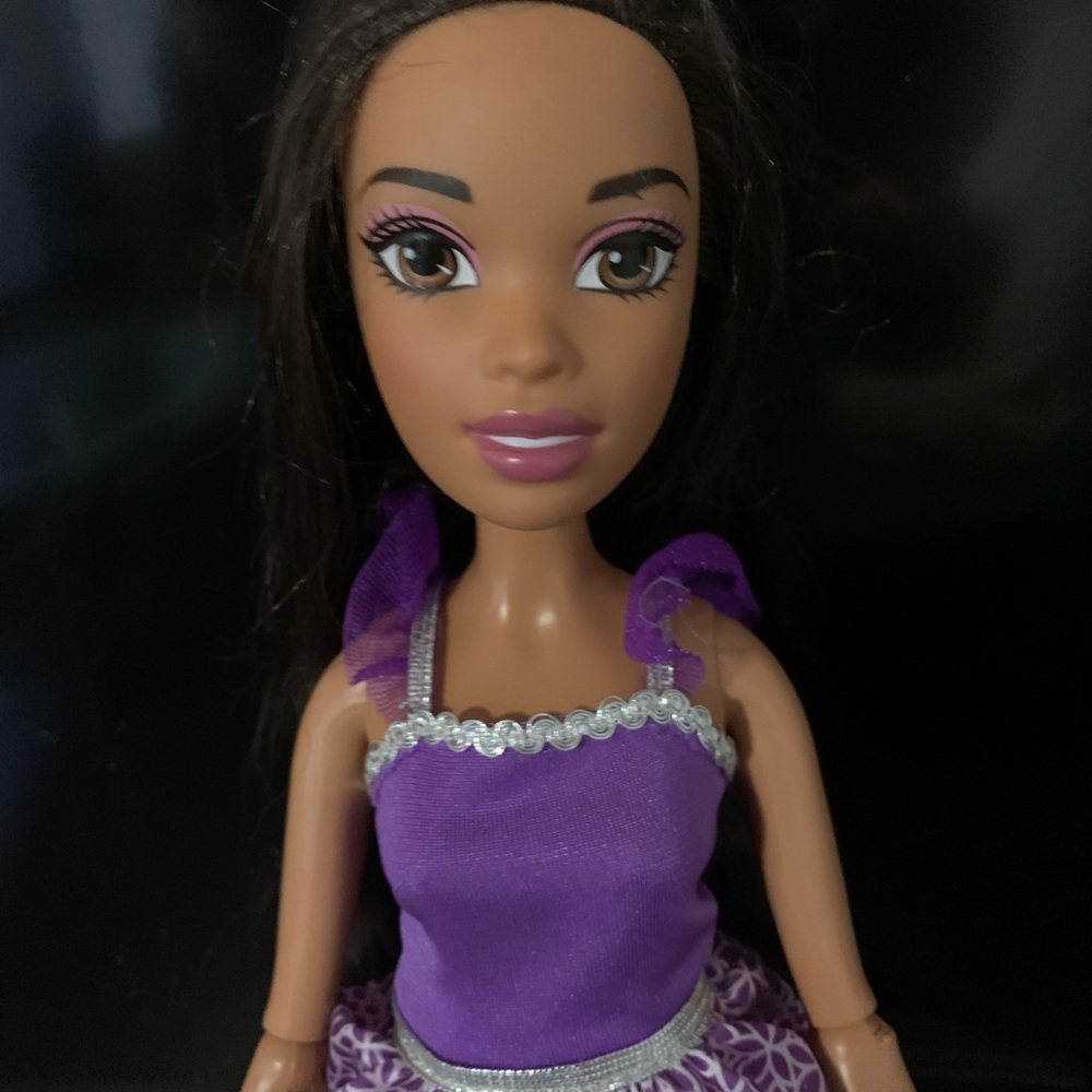 Endless Hair Kingdom Barbie,